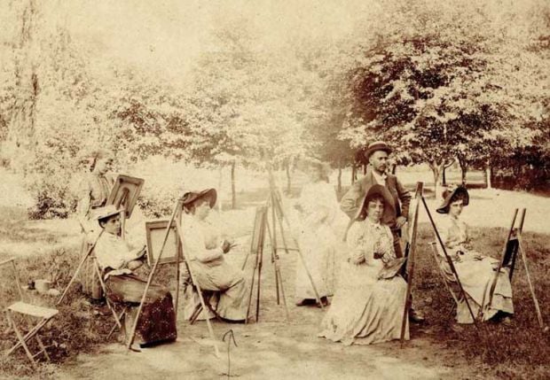 Sketch class in Forest Park